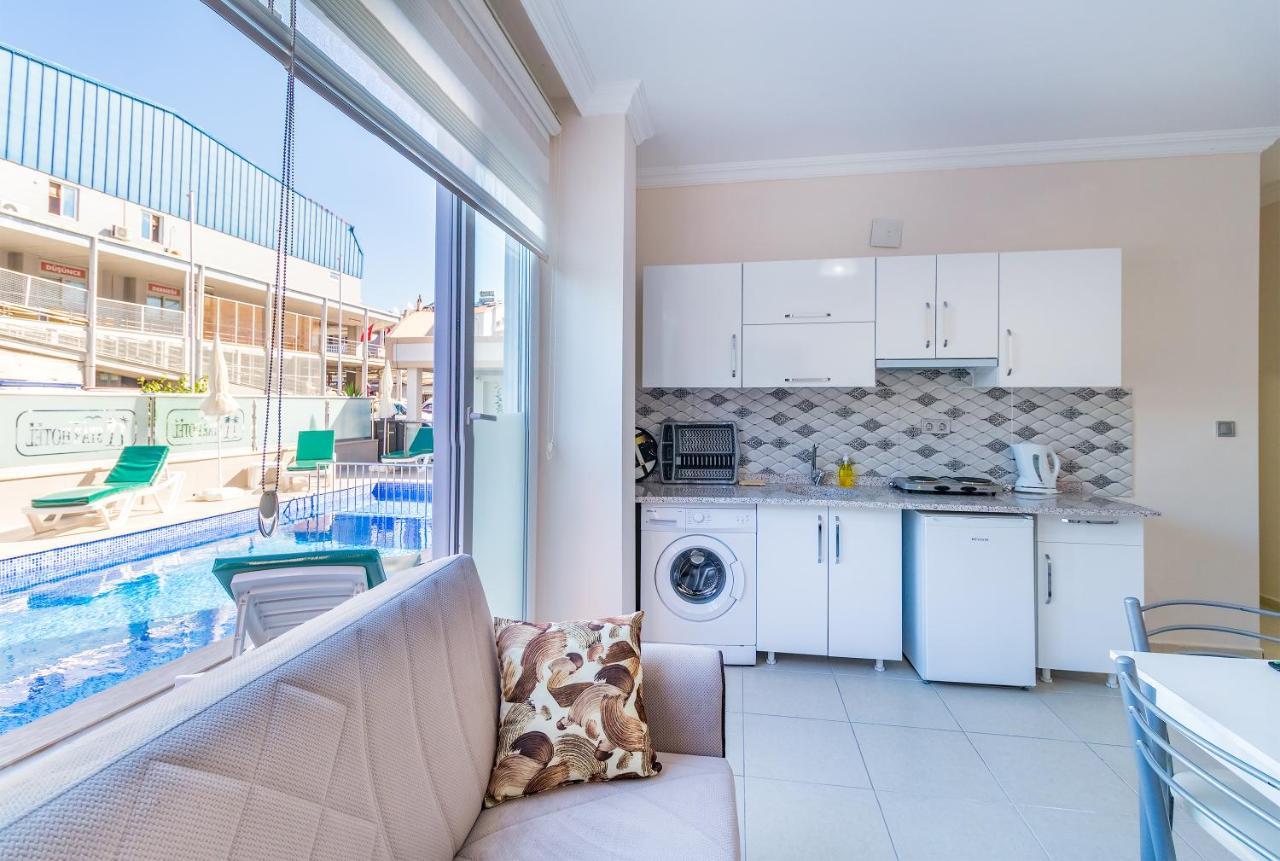 Apartments Near To City Center And Beach マルマリス エクステリア 写真